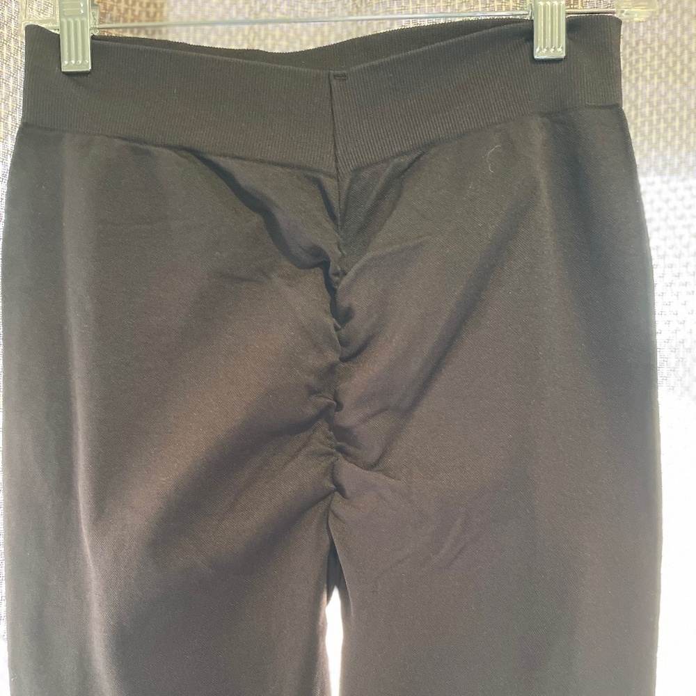 NWT Basic Bae Leggings with Accentuating Scrunch,  Black, XL - Picture 4 of 5